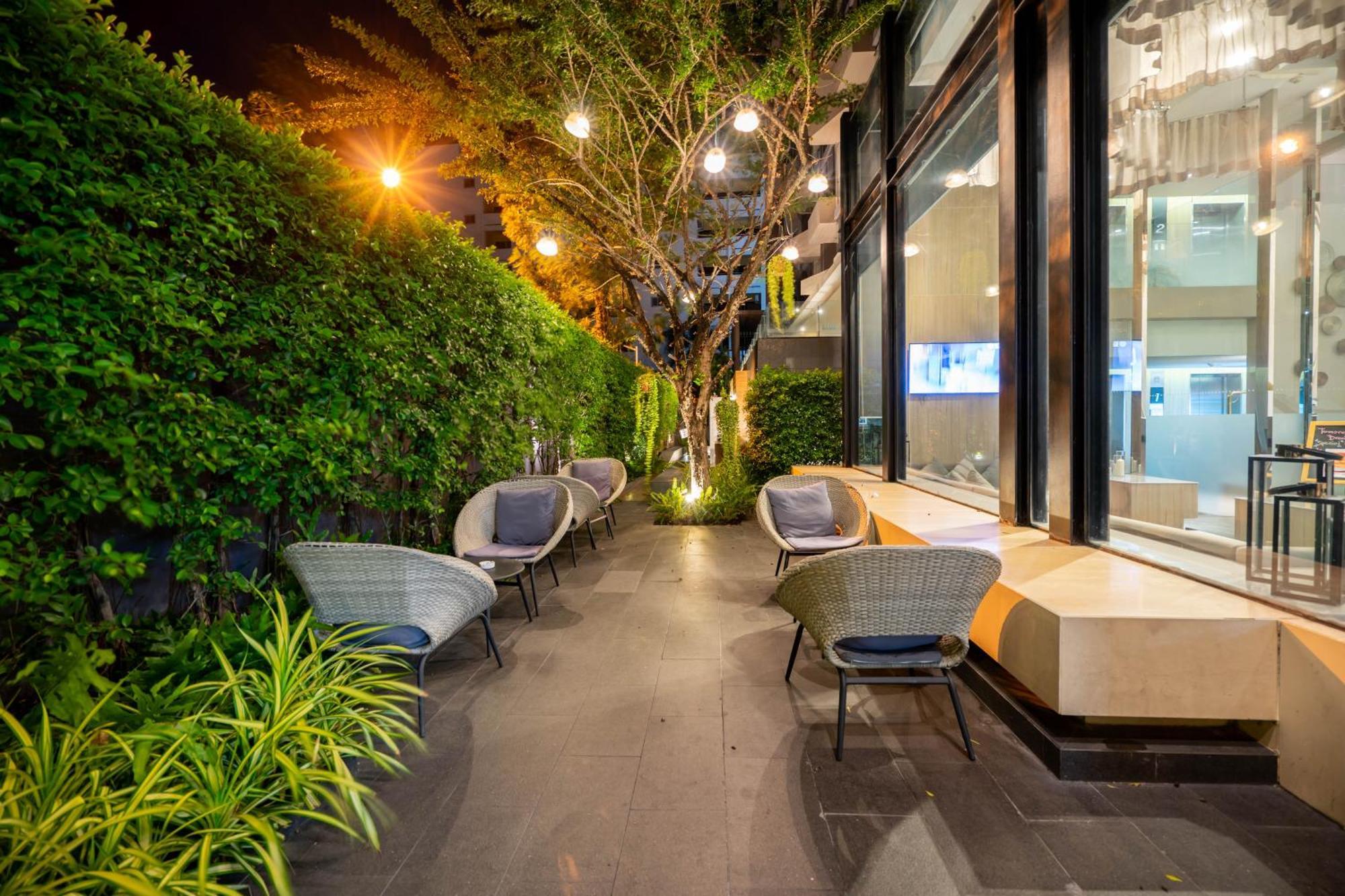פאטאיה Aster Hotel And Residence By At Mind מראה חיצוני תמונה
